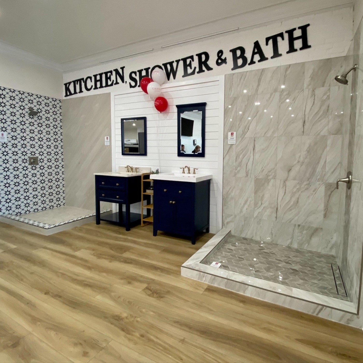 Showroom kitchen shower bath | Dalton Wholesale Floors