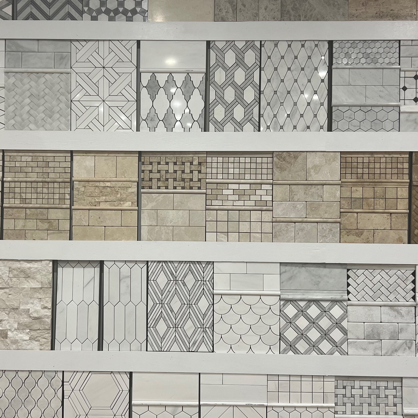 Showroom - tile wall | Dalton Wholesale Floors